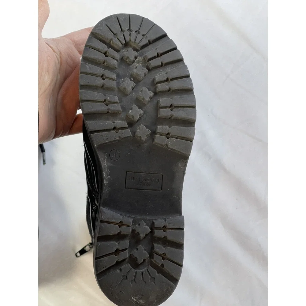 Kurt Geiger girls black
